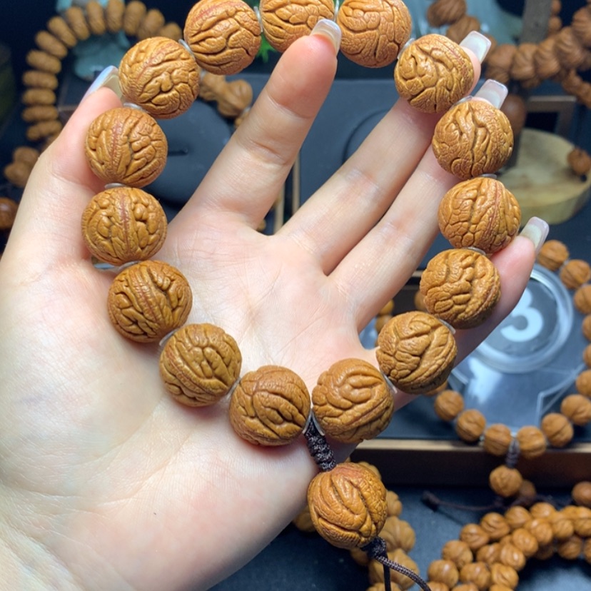 【闪购商品】桃核手串龙珠20手串