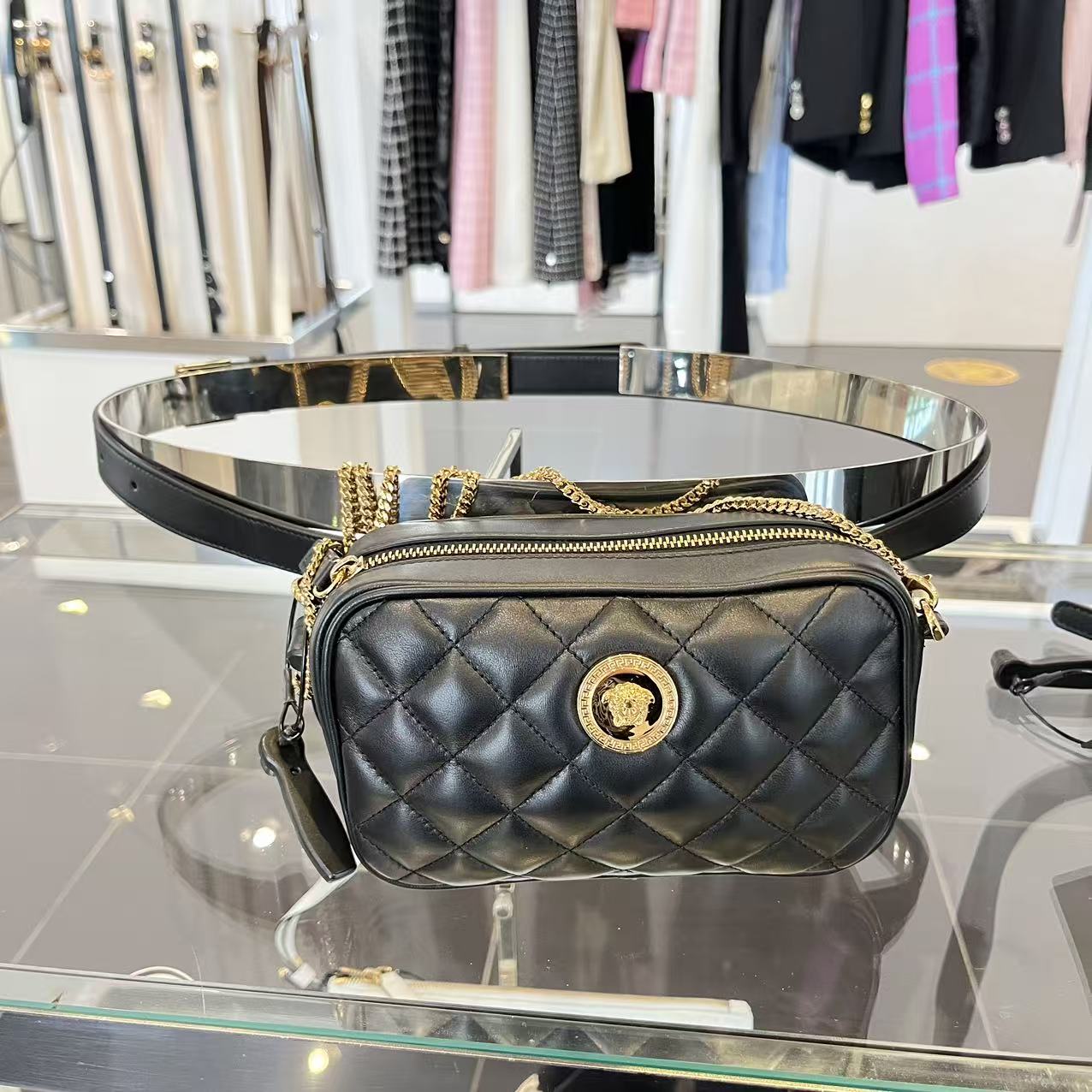 未使用 VERSACE/范思哲 女包美杜莎菱格纹链条包腰包