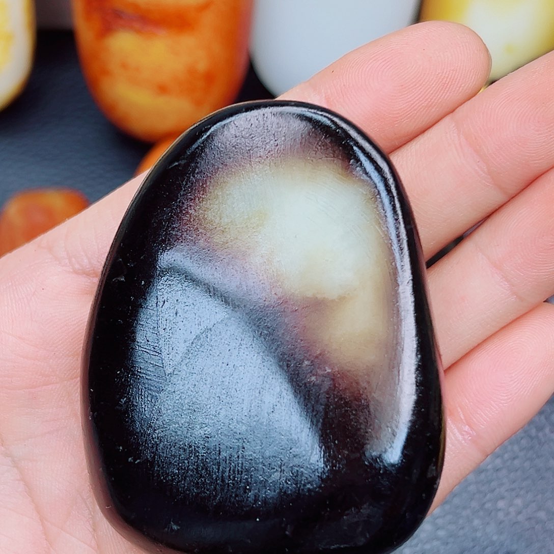 用***9和田玉未镶嵌挂件