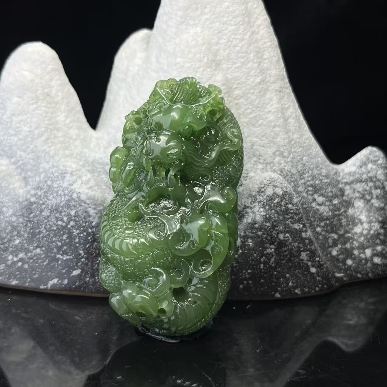 A1809 和田玉吊坠 WW935010