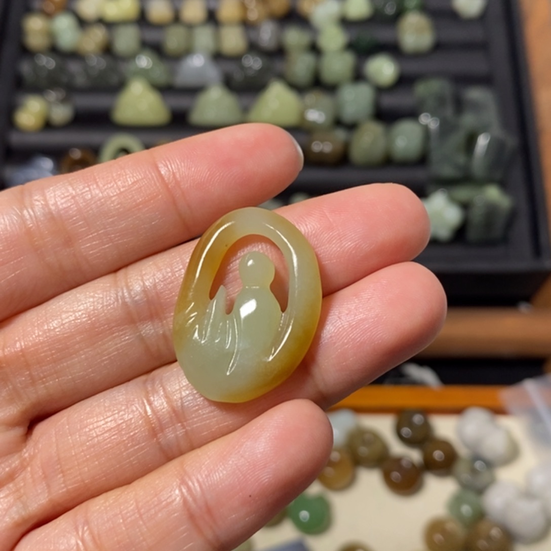 和田玉未镶嵌手链有棉