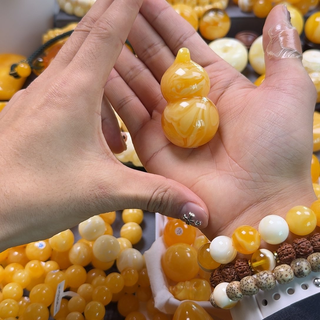 蜜蜡珠宝奇石未镶嵌葫芦