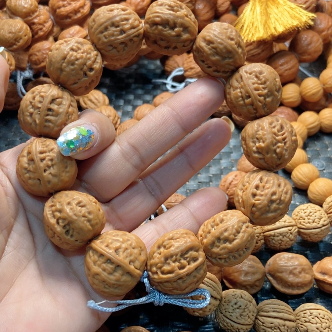 文玩核桃手串粗筋