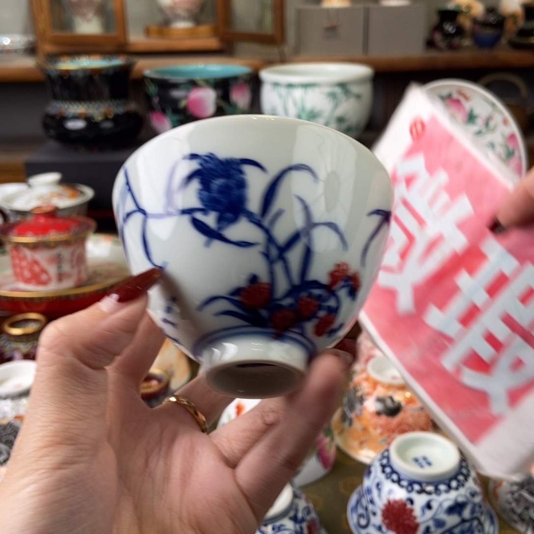 陶瓷艺术家的作品是一