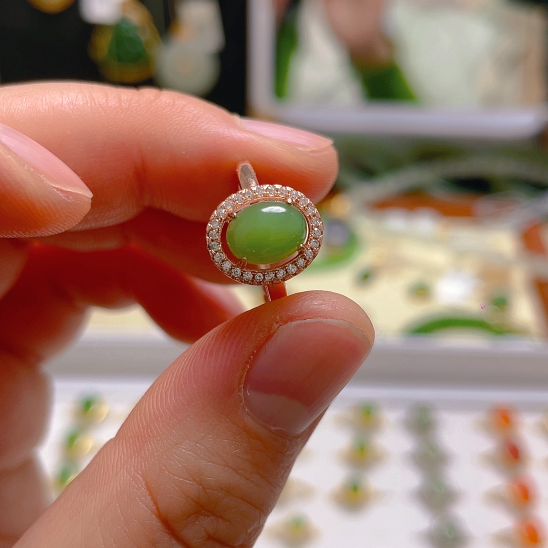 和田玉戒指银S925镀金镶嵌