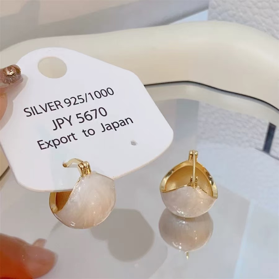 铜合金耳饰 白色菜篮子~滴油豆豆几何耳扣气质百搭时尚耳环 W045