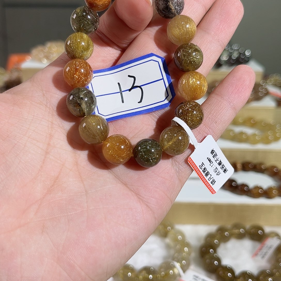 水晶手串未镶嵌大****鄭晶莹剔透