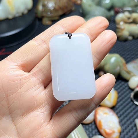 白玉菩提吊坠狂**品摆件