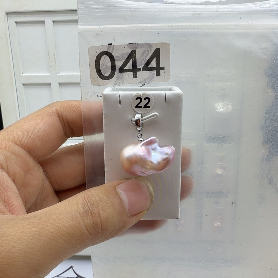 淡水珍珠合金颈饰