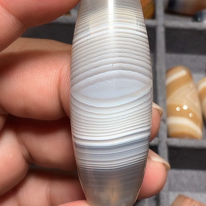 玛瑙/玉髓颈饰合金