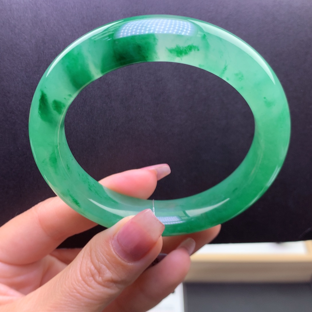 石英质玉手镯未镶嵌59圈口