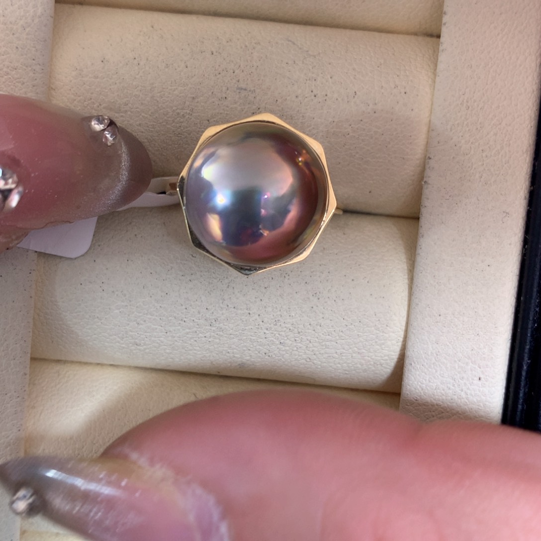 拼合珍珠（马贝珠）戒指18K金镶嵌