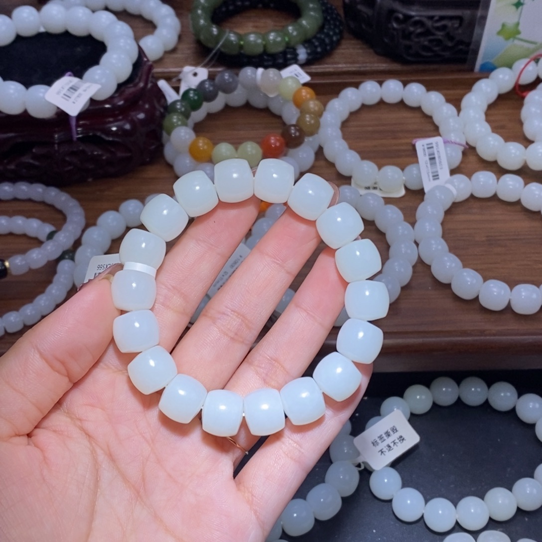 手链未镶嵌和田玉卡12直切