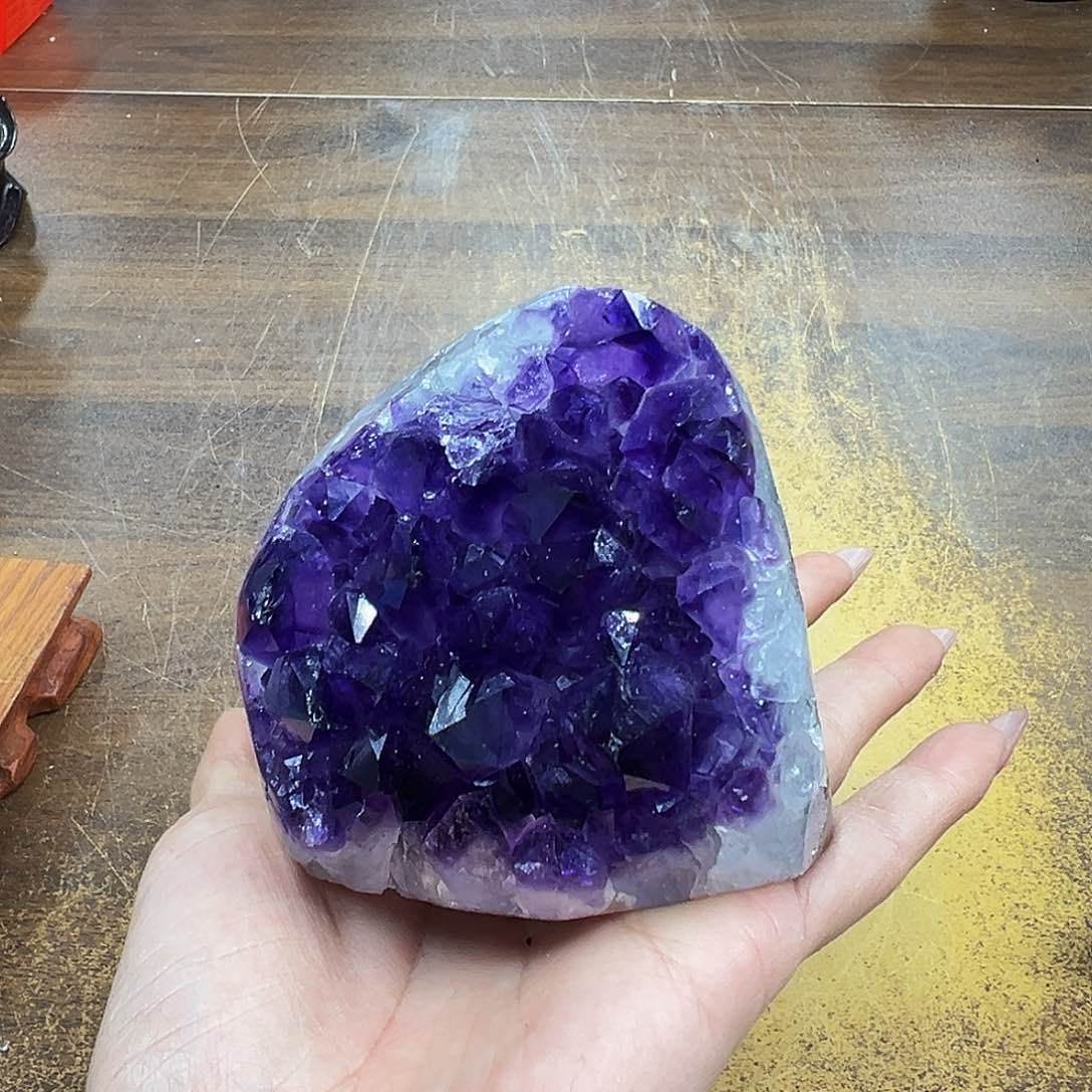 紫晶摆件未镶嵌晶体