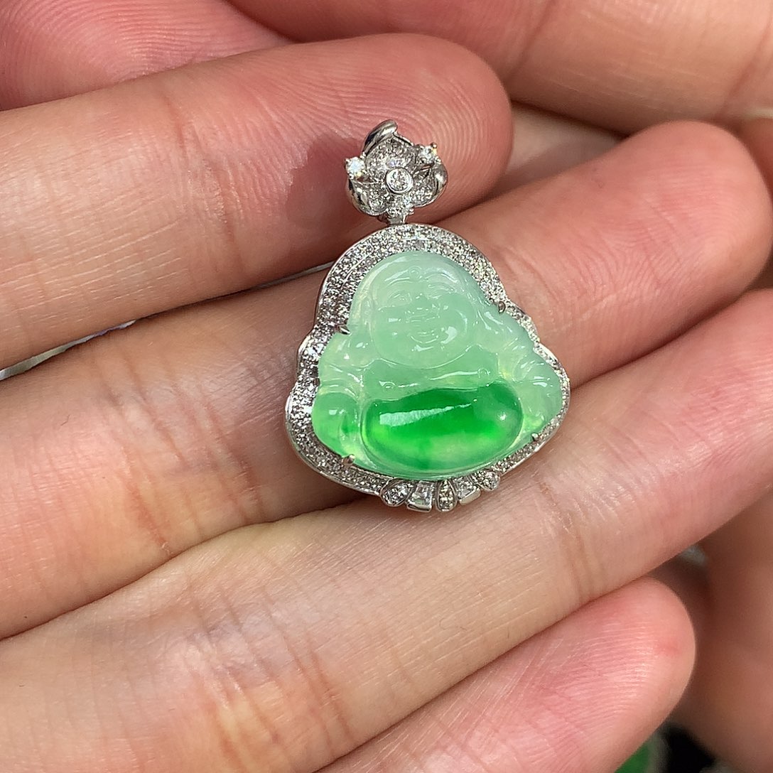 翡翠吊坠(不含链)18K金镶嵌