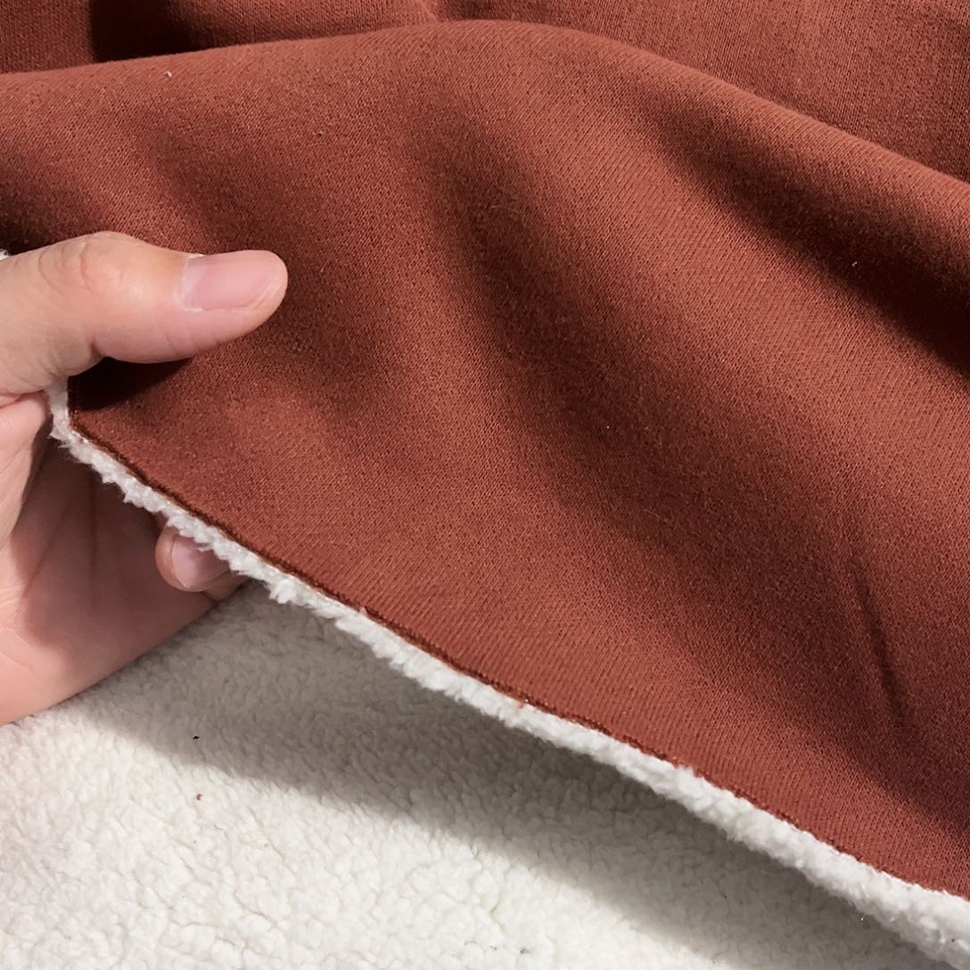 焦糖色羊驼绒1.8×2米长带螺纹