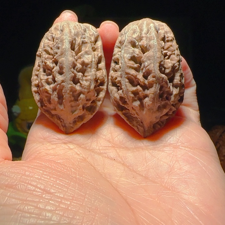 文玩核桃吊坠米子44