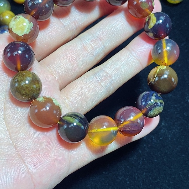 琥珀颈饰未镶嵌A***?一