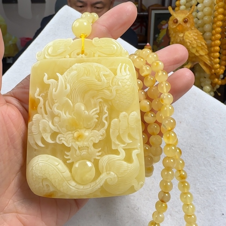 蜜蜡珠宝奇石未镶嵌