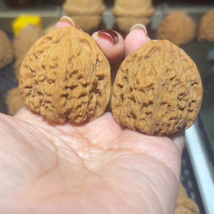 吊坠文玩核桃37南疆石一对