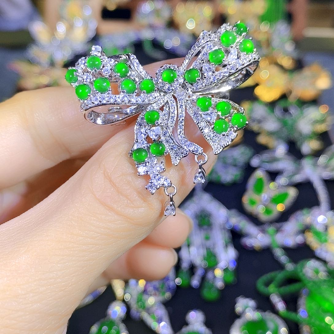 吊坠(不含链)银S925镶嵌翡翠