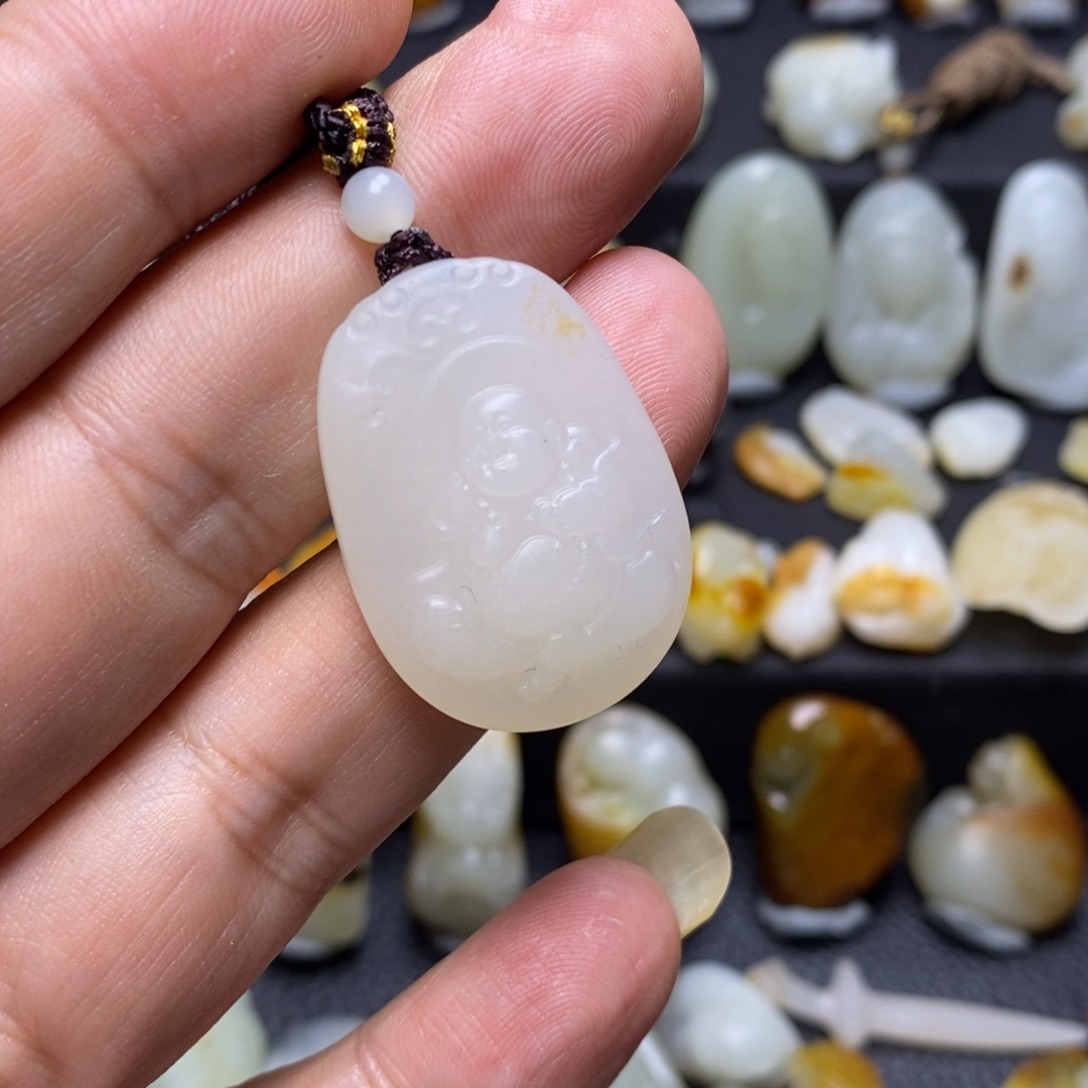 和田玉未镶嵌挂件