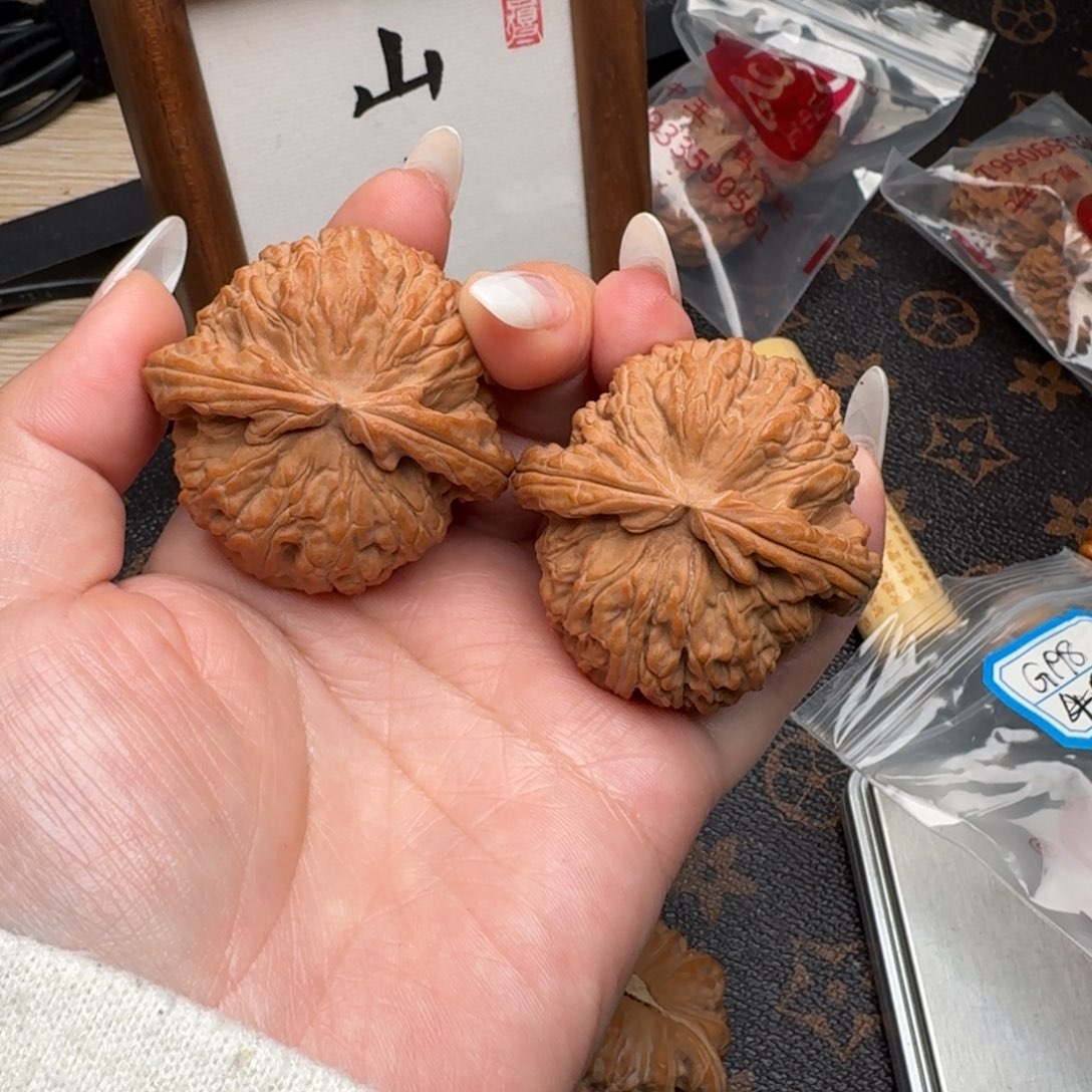 ③***⑨把件文玩核桃46白G198