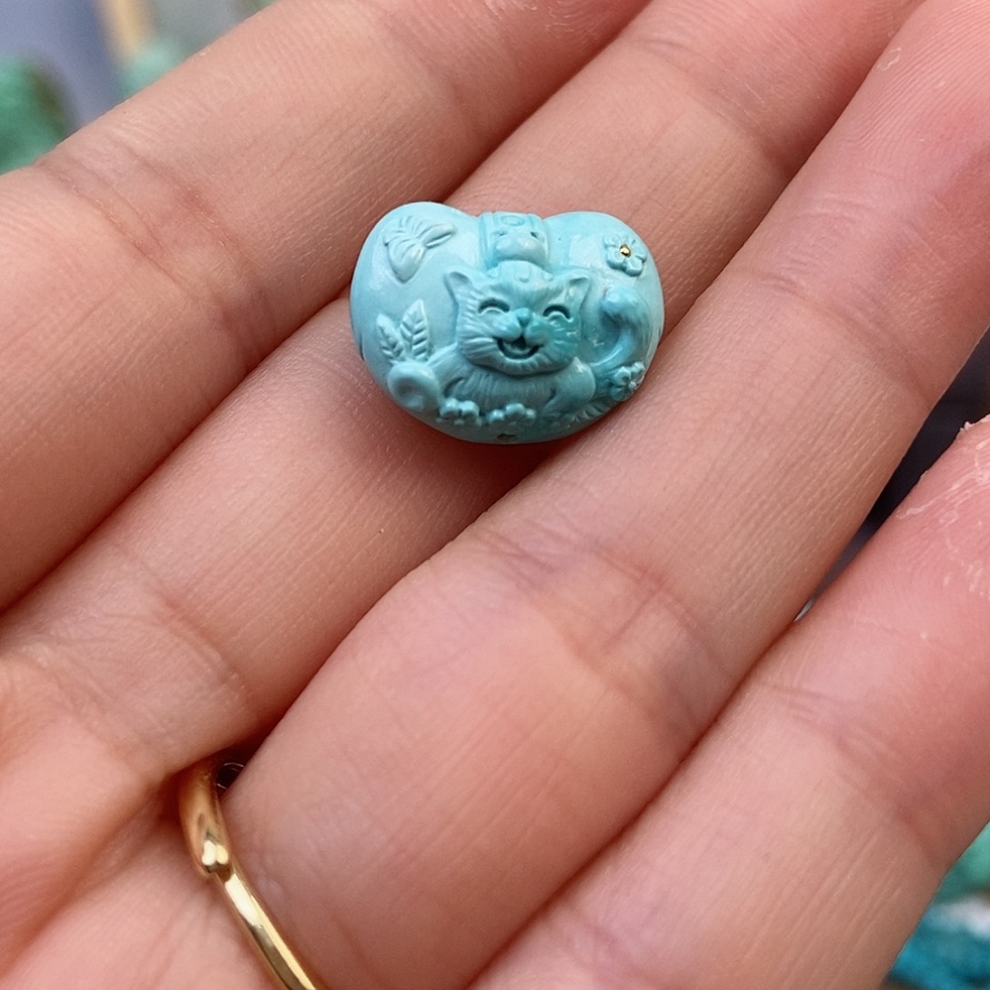 绿松石雕刻未镶嵌