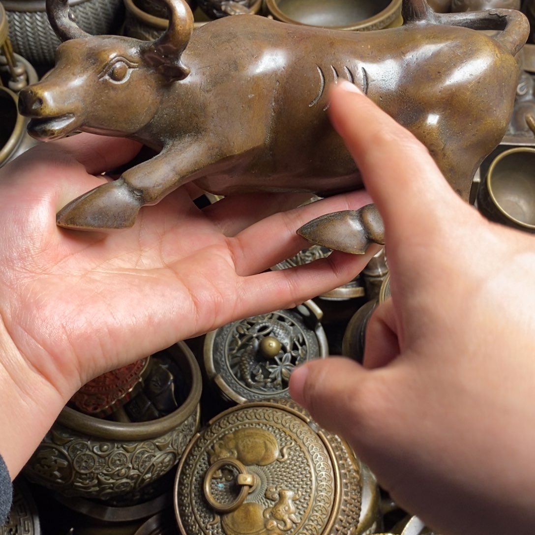 精美铜器做工精良