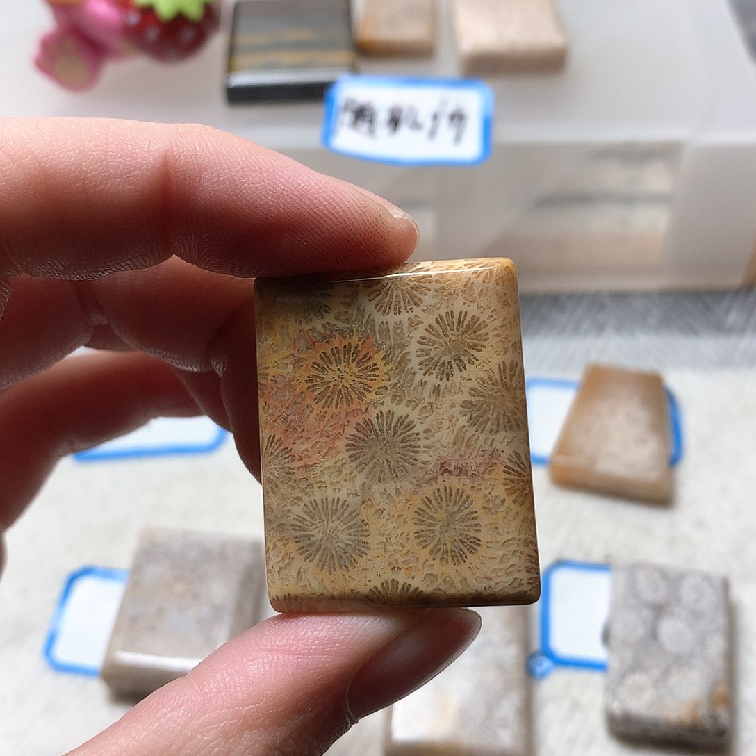 石英质玉颈饰未镶嵌A**我