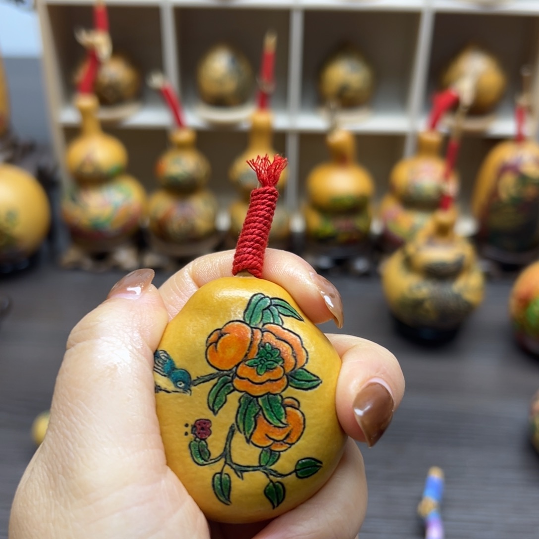 木一**间针刺墨刻其实如意