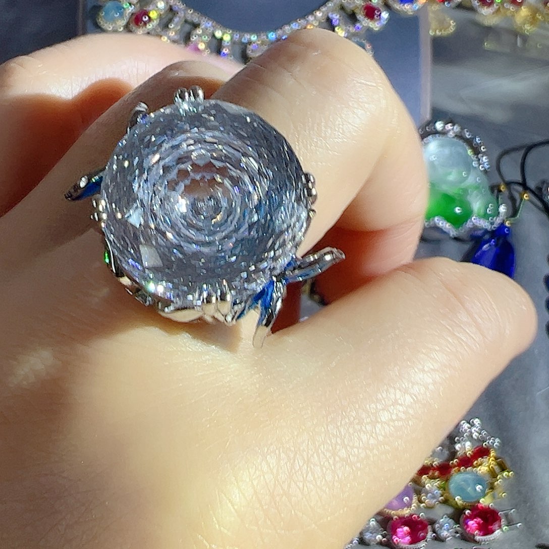 花岗石钨合金红色蓝色