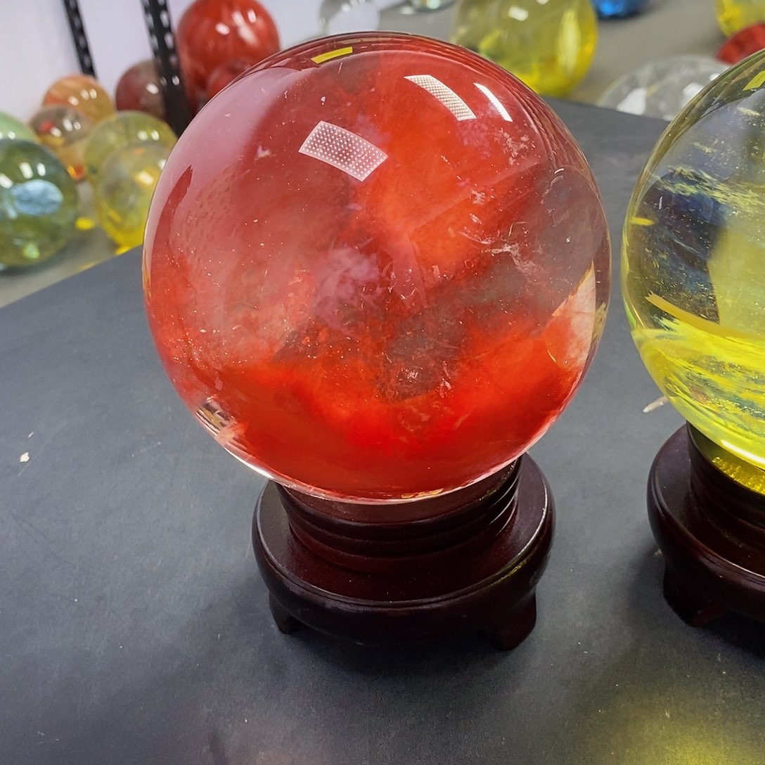 良***良石材12.5厘米红水摆件