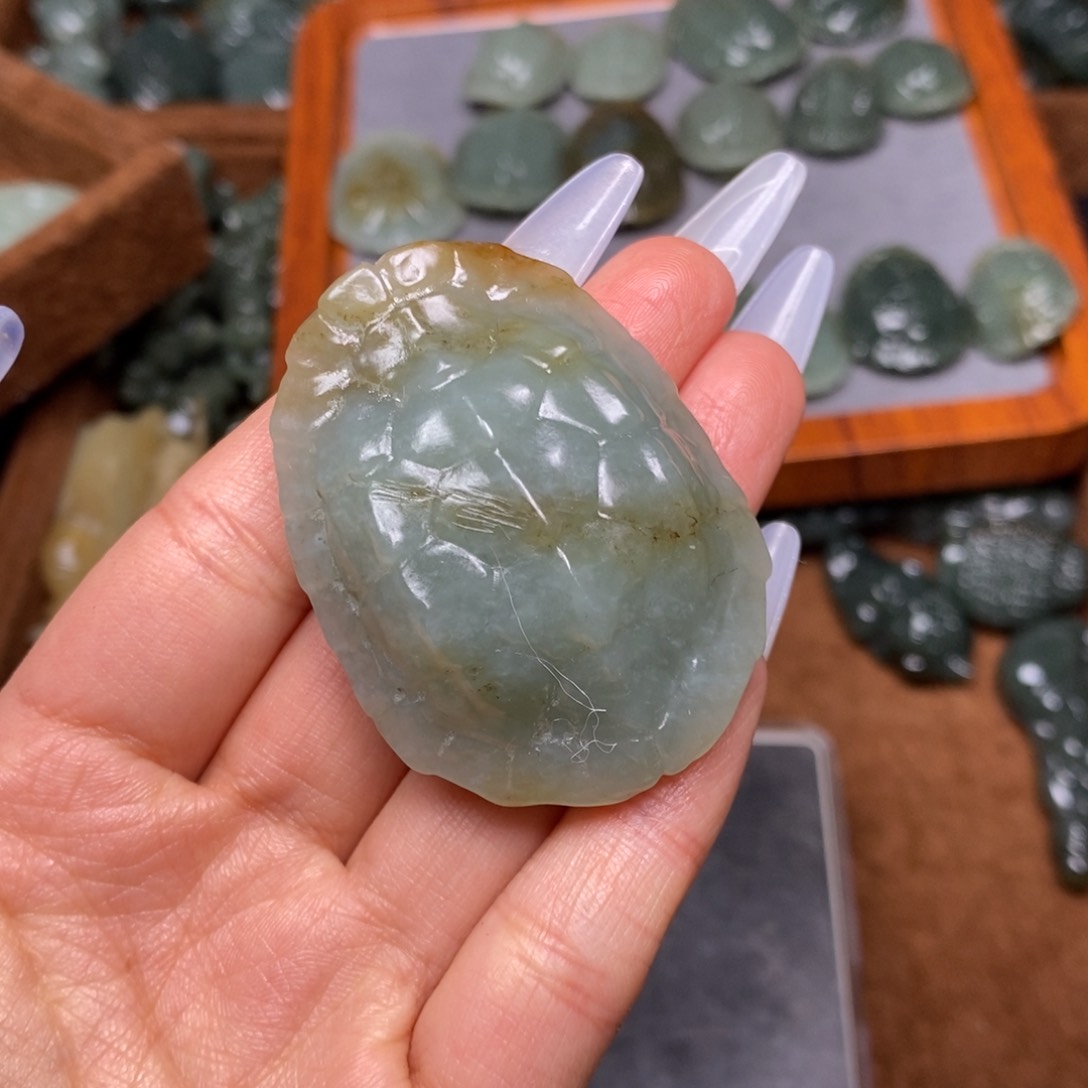 和田玉颈饰未镶嵌没孔