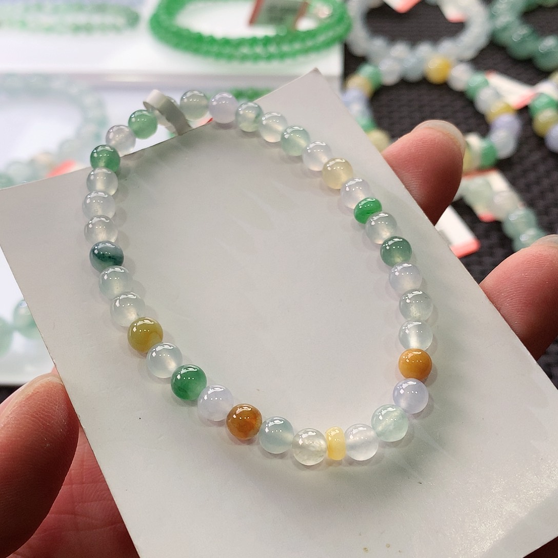 翡翠手链未镶嵌张****具翡翠