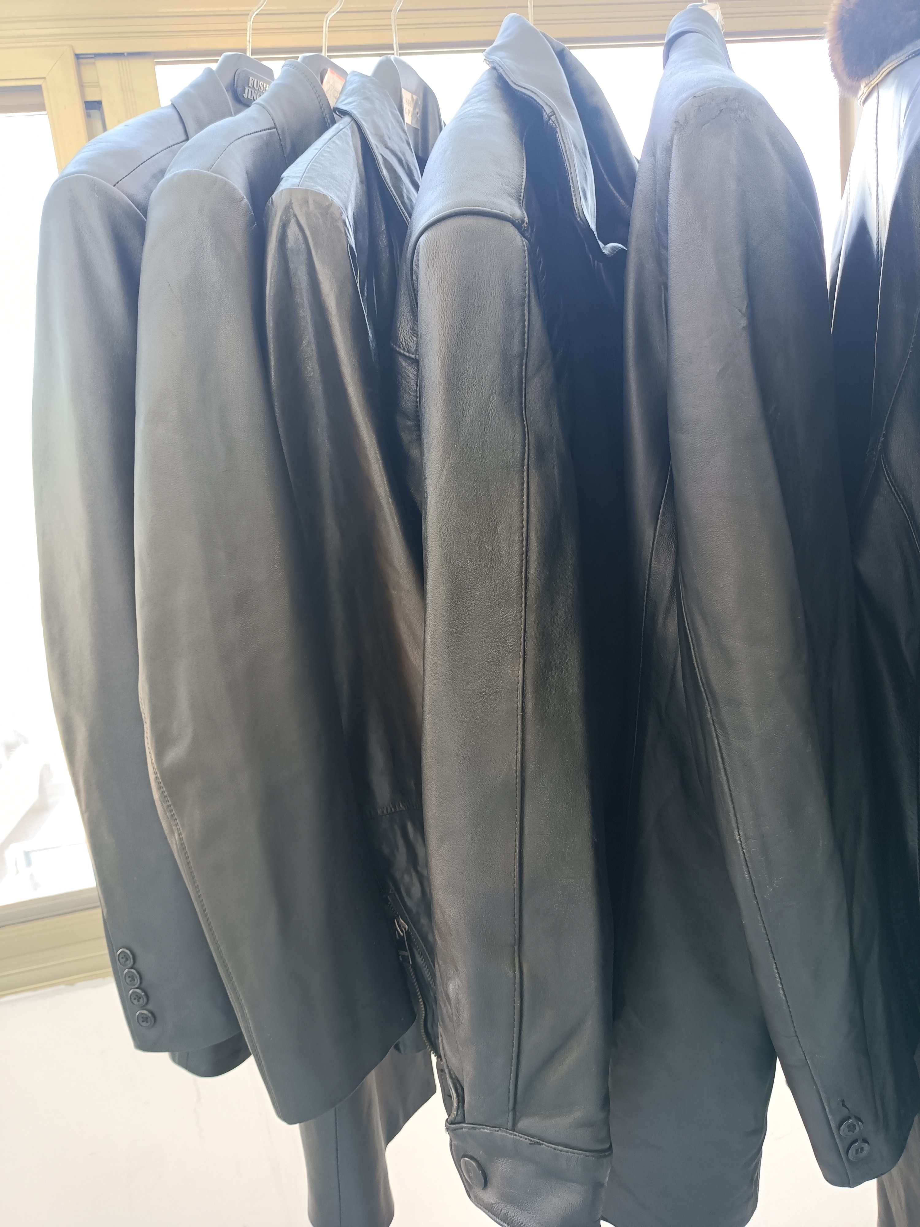 男装皮衣，默认微瑕，公主病绕行，图片仅供参考，下单以直播间为准！