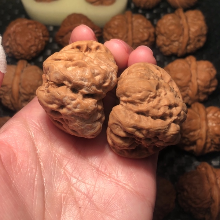 文玩核桃把件四深开43