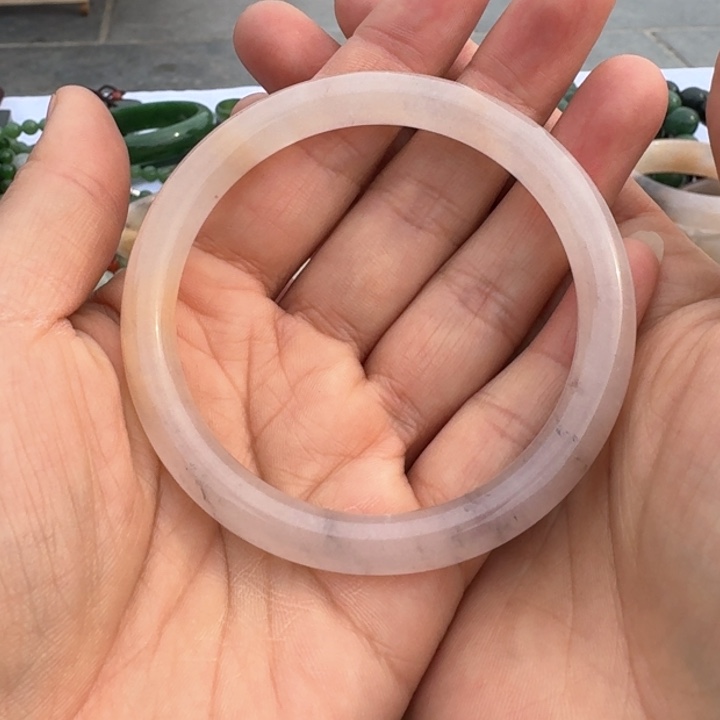 石英质玉手镯合金红