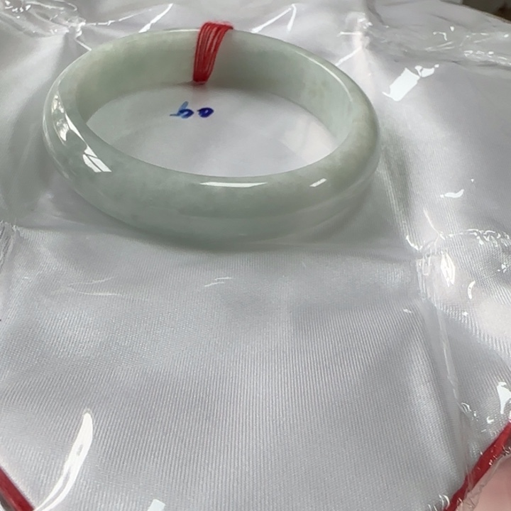 翡翠未镶嵌手镯翡翠