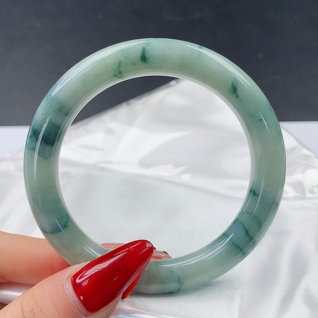 翡翠手镯未镶嵌86圆53.5