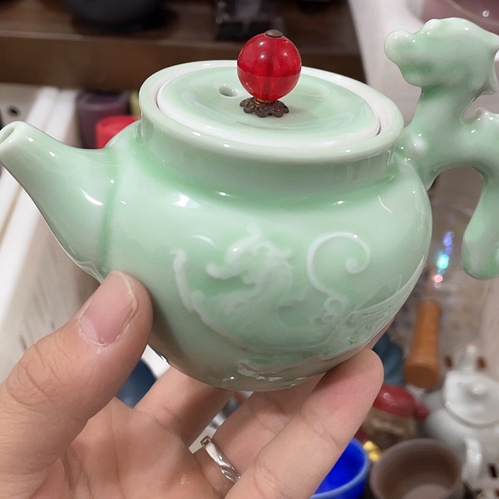 陶瓷茶具全部清清完回家过年