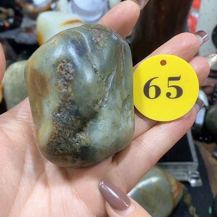 未镶嵌和田玉（糖玉）挂件