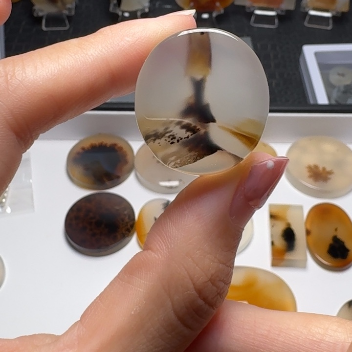 玛瑙/玉髓未镶嵌摆件