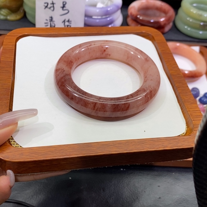 石英质玉未镶嵌手镯55