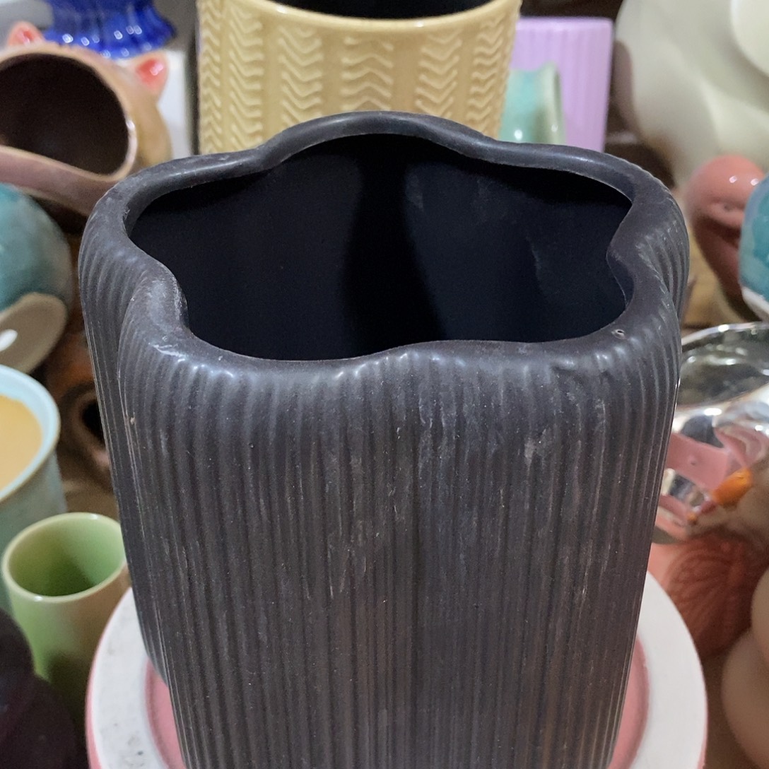 摆件陶盆有孔 瑕疵介意勿拍