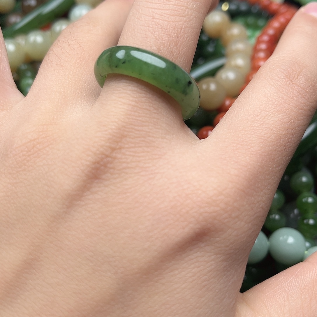 和田玉（碧玉）未镶嵌戒圈