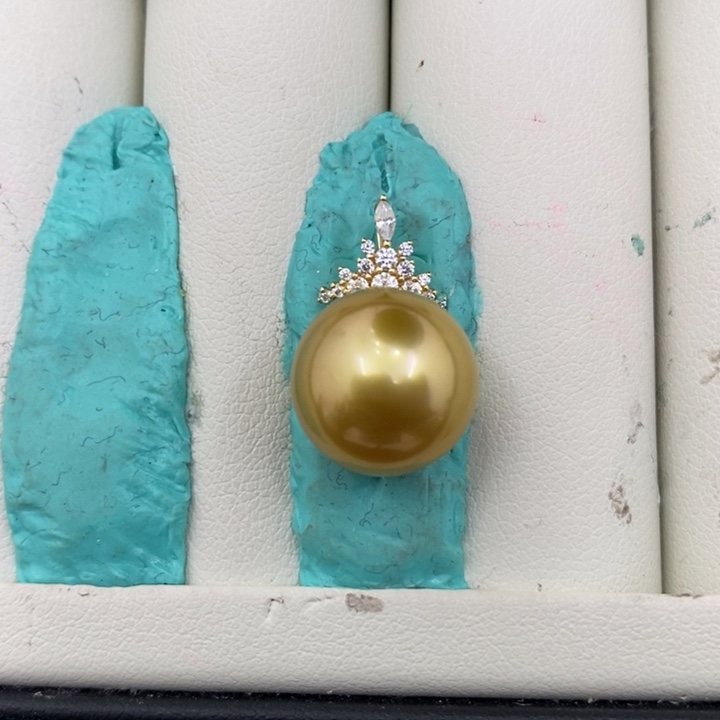 海水珍珠耳饰未镶嵌金珠浓金几乎无瑕