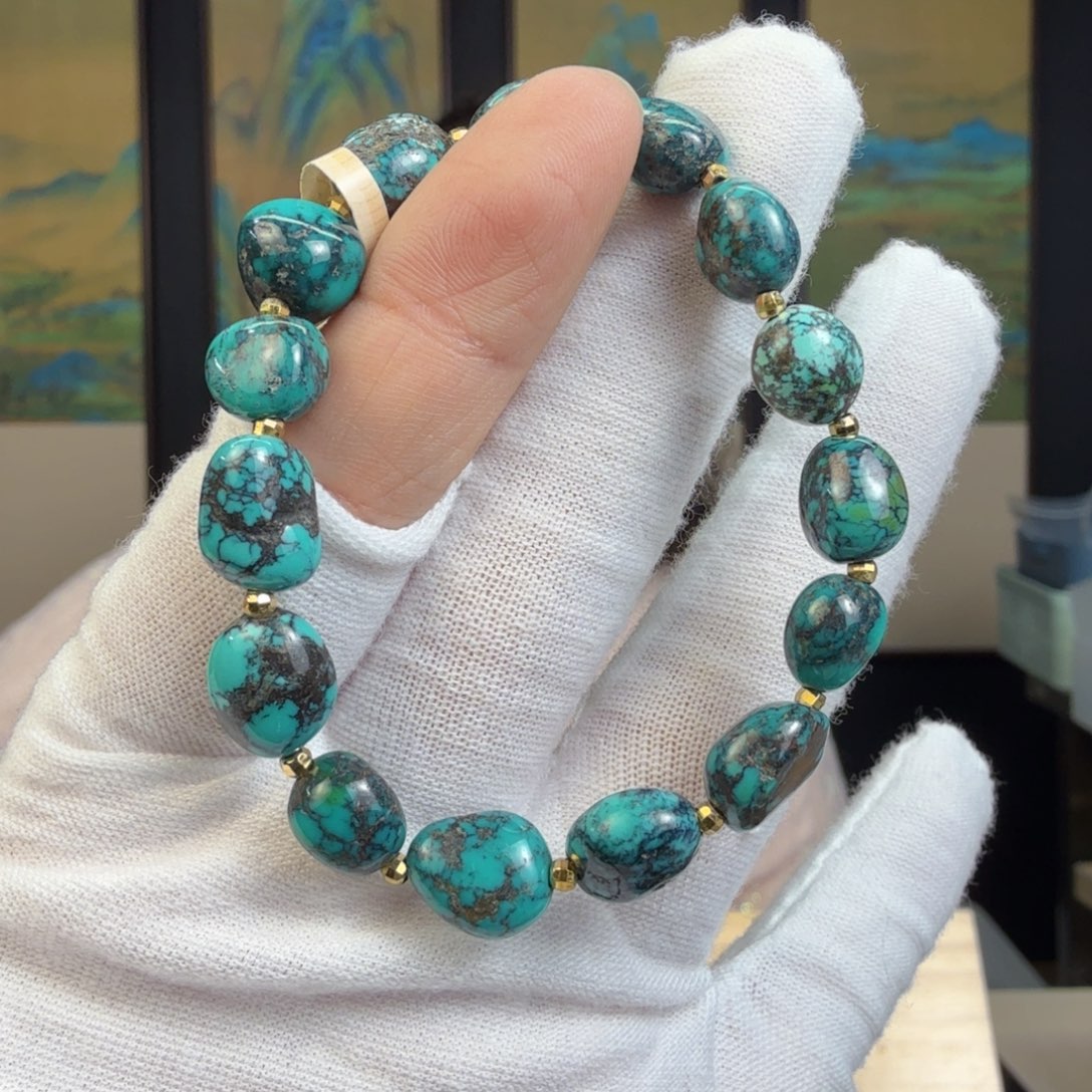 绿松石未镶嵌珠宝奇石