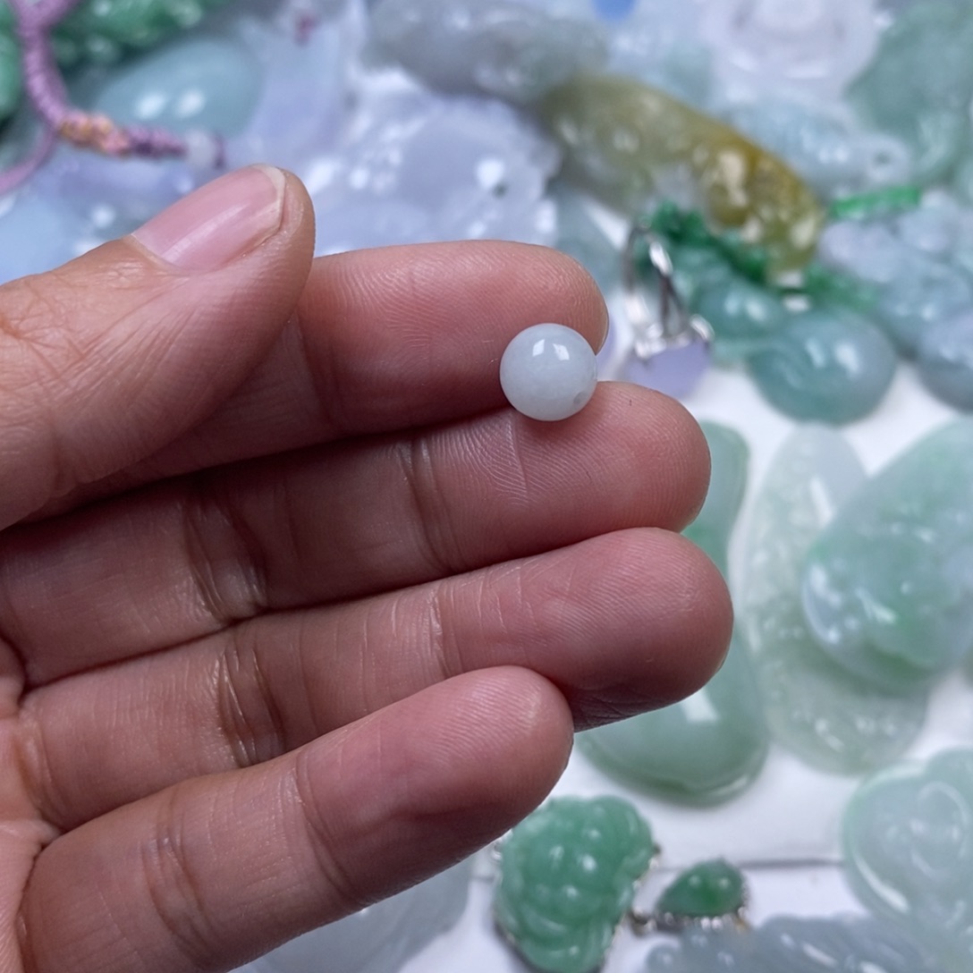 颈饰未镶嵌翡翠小*翡翠