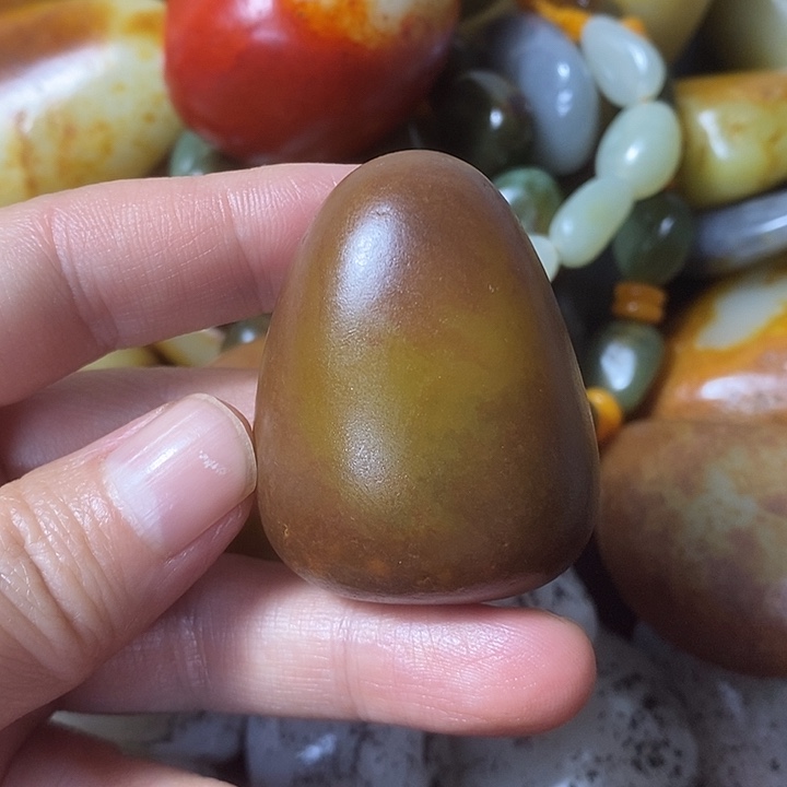 不***士和田玉未镶嵌挂件